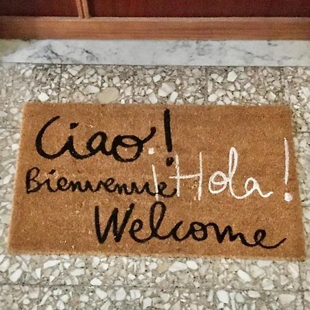 Casa Delfino - Appartamento Centro Storico A Due Passi Dalla Spiaggia & Mare, Porto & Ferrovia Civitavecchia Eksteriør billede