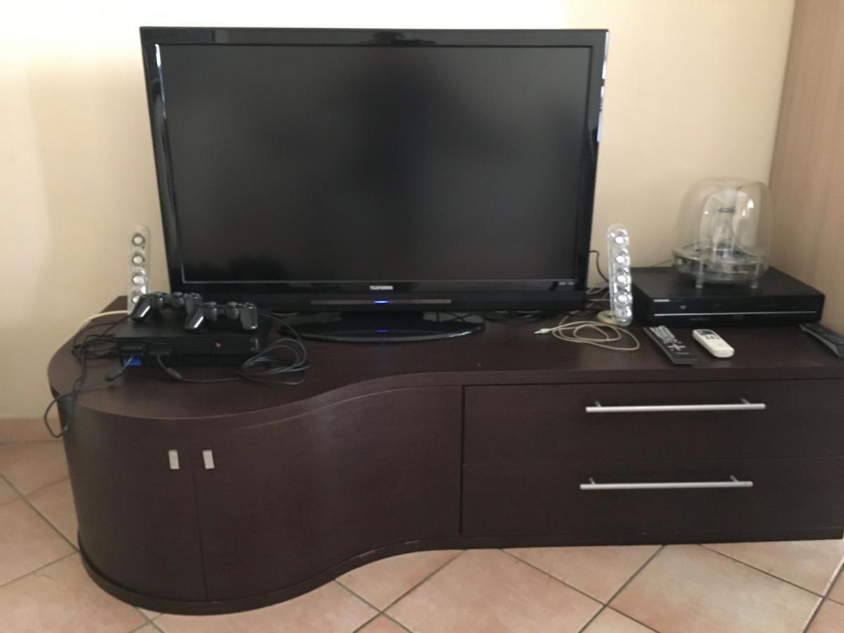 Casa Delfino - Appartamento Centro Storico A Due Passi Dalla Spiaggia & Mare, Porto & Ferrovia Civitavecchia Eksteriør billede
