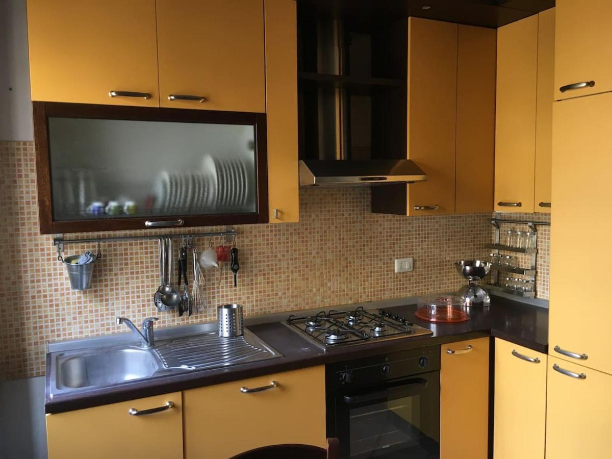 Casa Delfino - Appartamento Centro Storico A Due Passi Dalla Spiaggia & Mare, Porto & Ferrovia Civitavecchia Eksteriør billede
